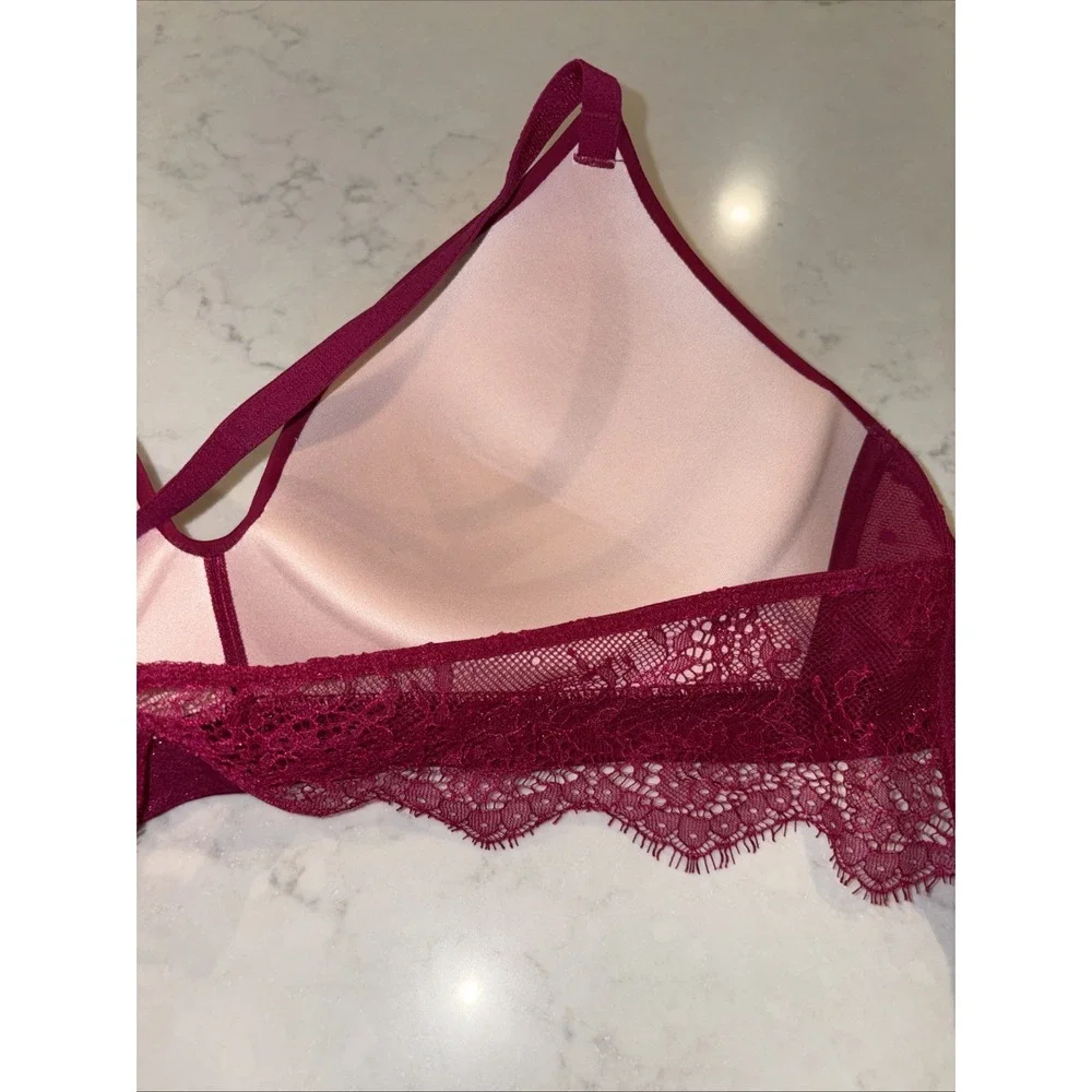 Victoria's Secret 32D Hot Pink Lace Racerback Lightly Lined Wireless T-Shirt Bra